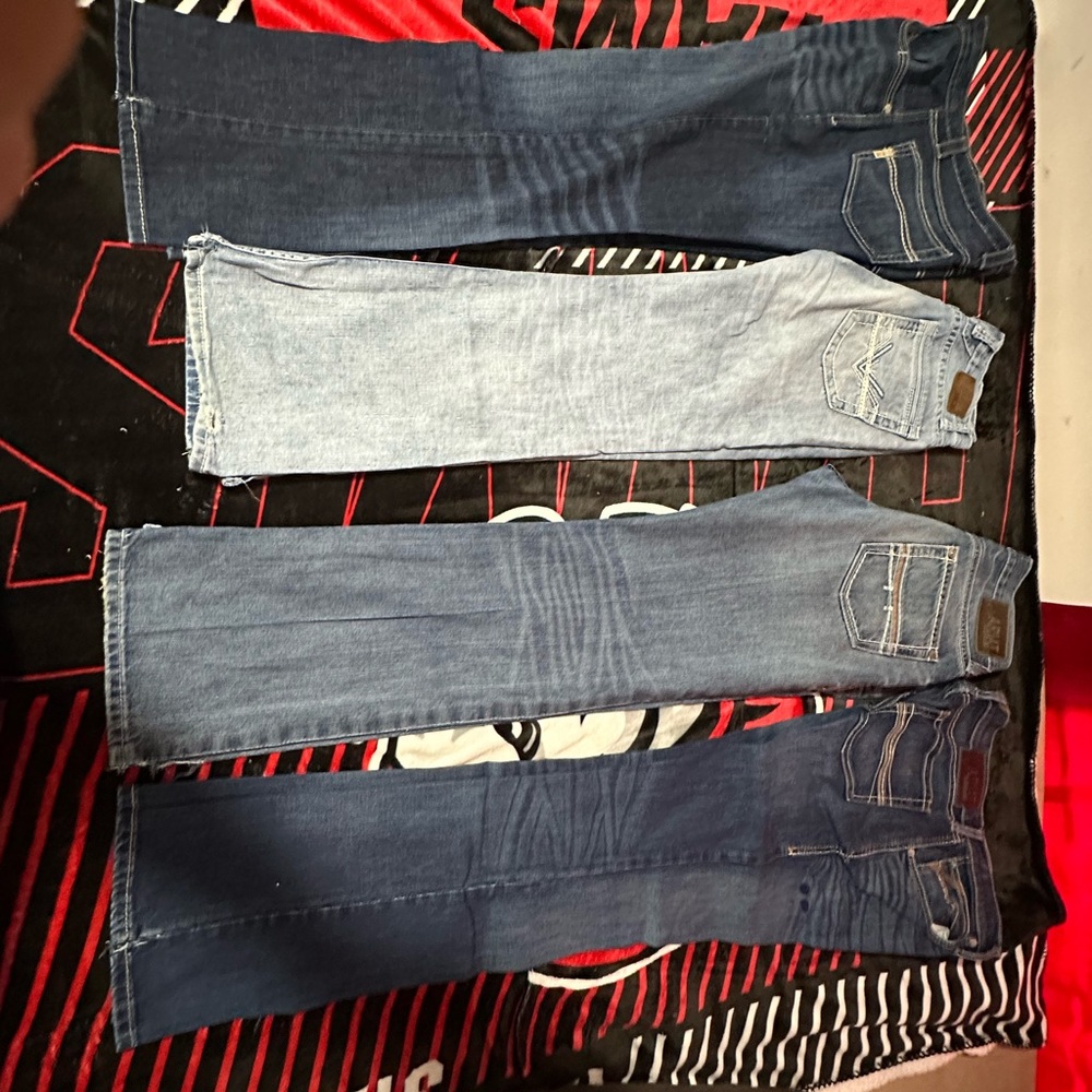 Cinch, ariat, BKE relaxed fit bootcut jeans